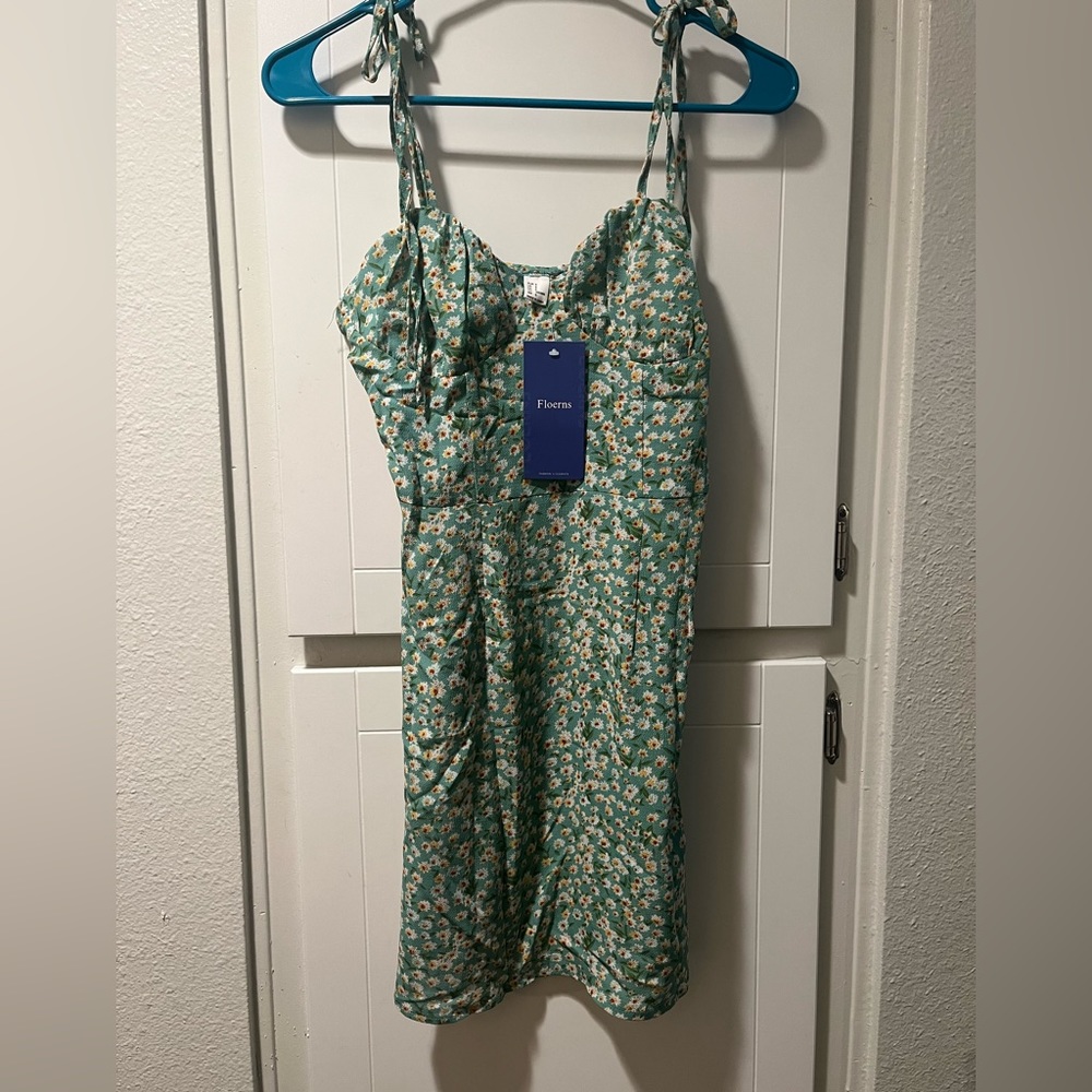 Women’s Floral Dress.